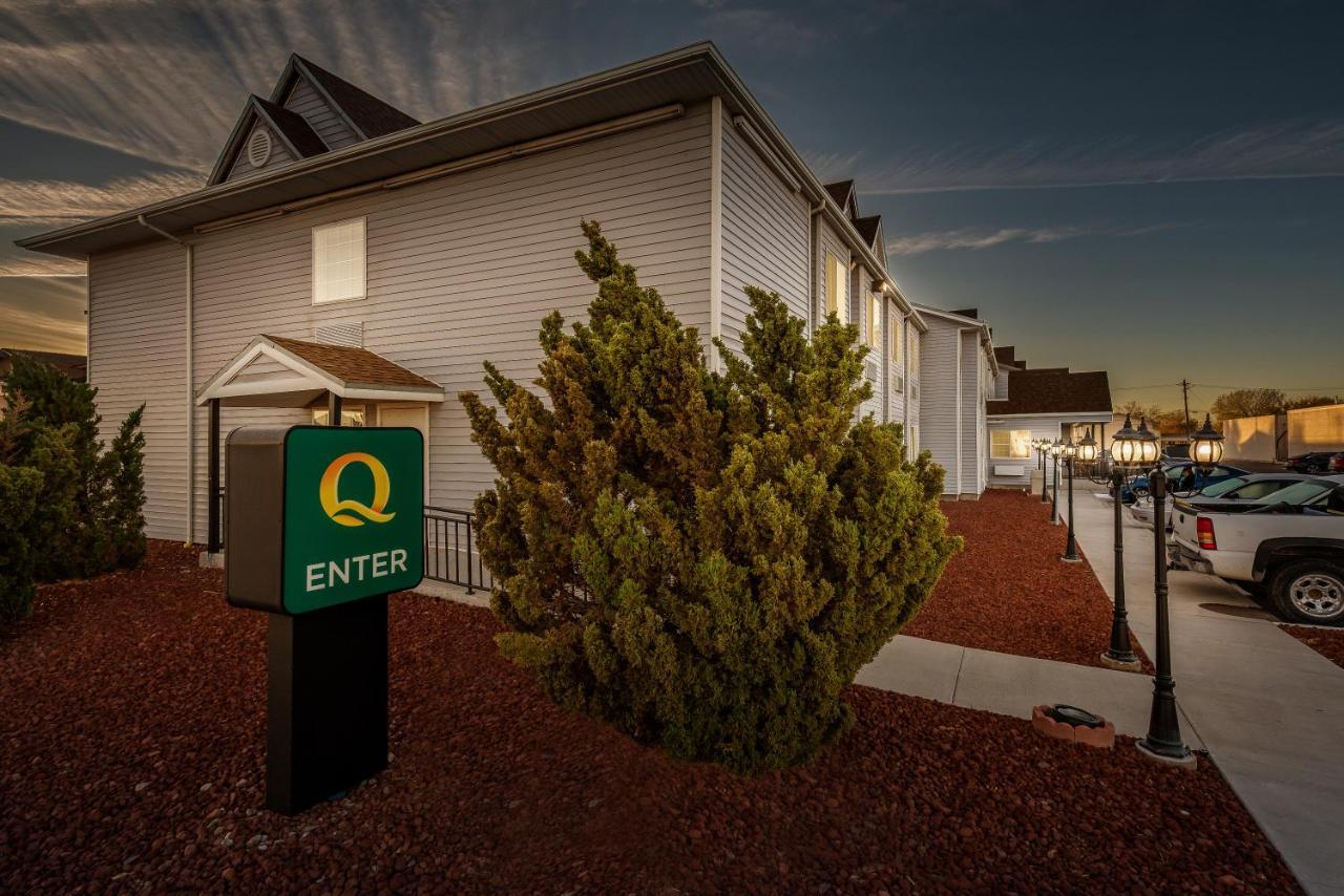Quality Inn & Suites Near Nas Fallon Exterior photo